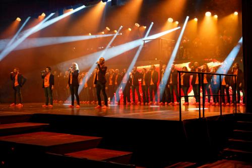 028-Bienvenue-dans-notre-monde-orange