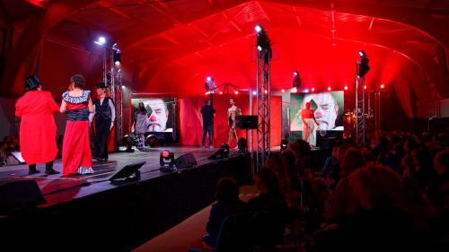 009 Ce-serait-sympa-darreter-de-martyriser-Bertrand