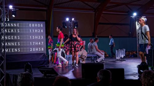 014 Ambiance-genre-Hall-de-gare-Merci-Jacques