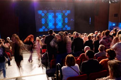 030-Danse-dans-les-travees