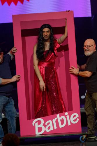 023-Barbie-trans-1Zic